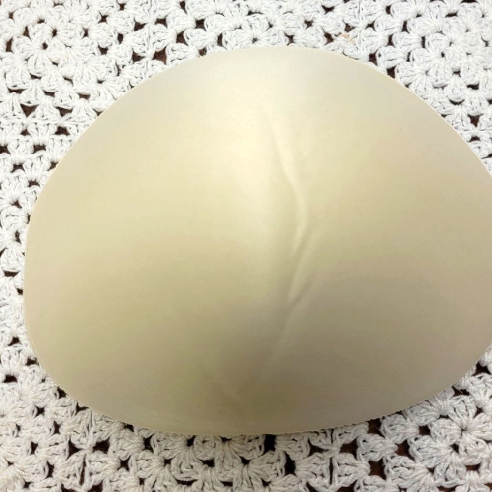 Replacement pads for sports bra